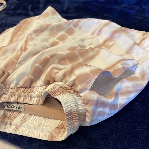 Workout set shorts and sport bra - Picture 4 of 6